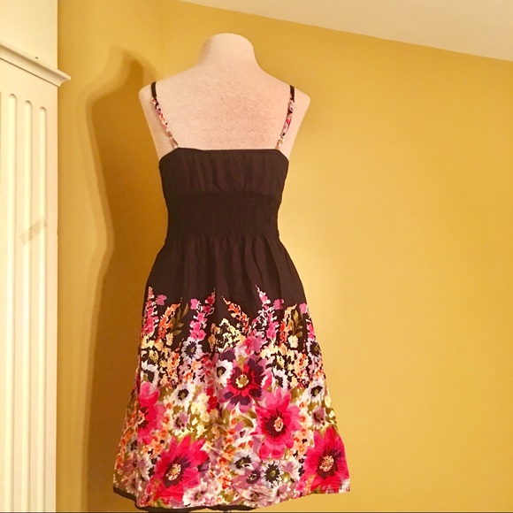 ARGEE FLORAL COTTON SUNDRESS🌸🌺🌼 - Picture 2 of 8